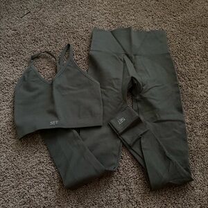 SET Activewear Sports Bra and Leggings